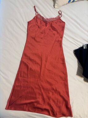 Aritzia Wilfred Rust Satin Lace-Trim Cami